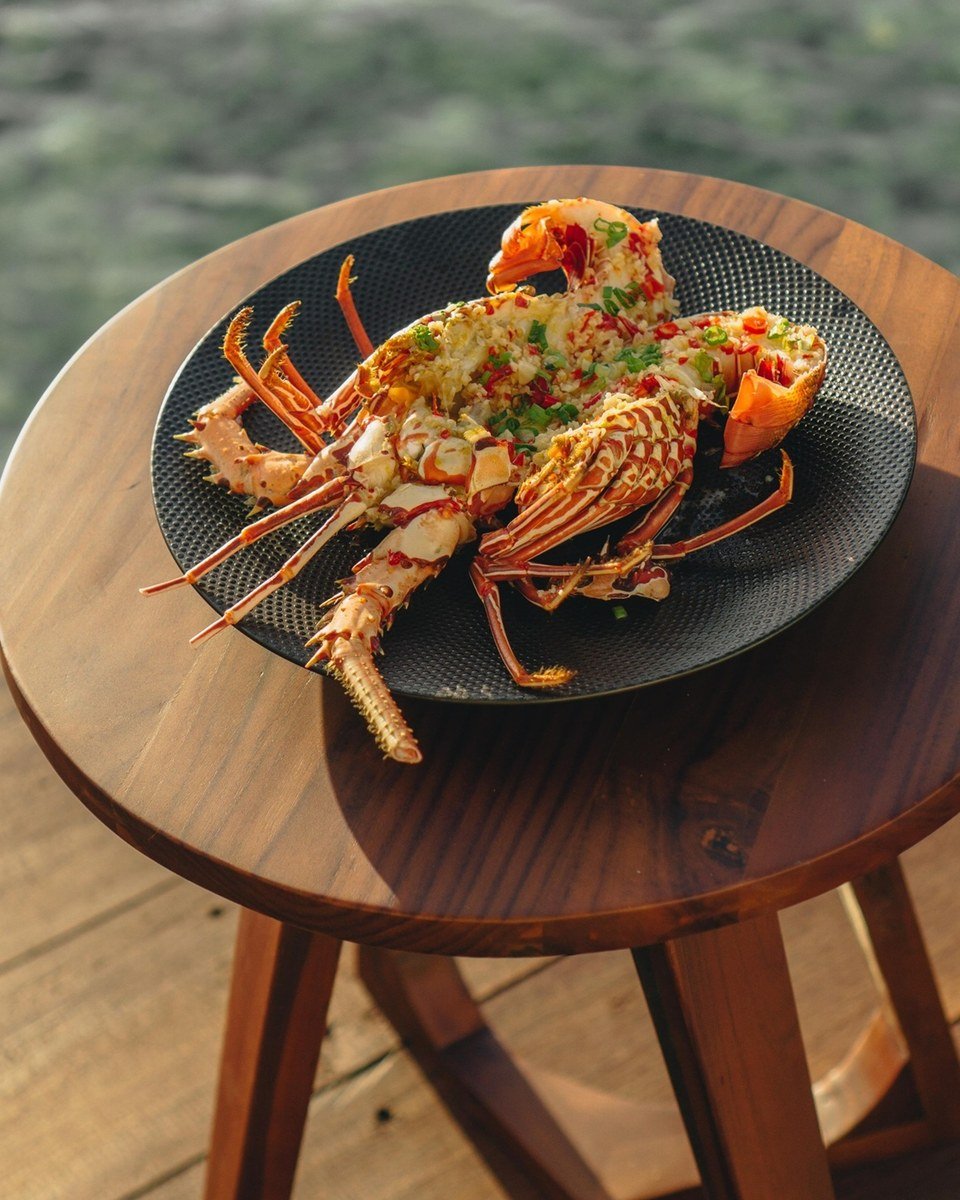 A plated lobster dish at Samamea Floating Restaurant.